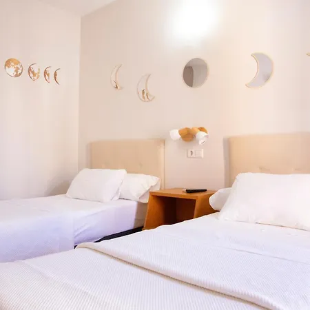 Hostal Cuevas-3